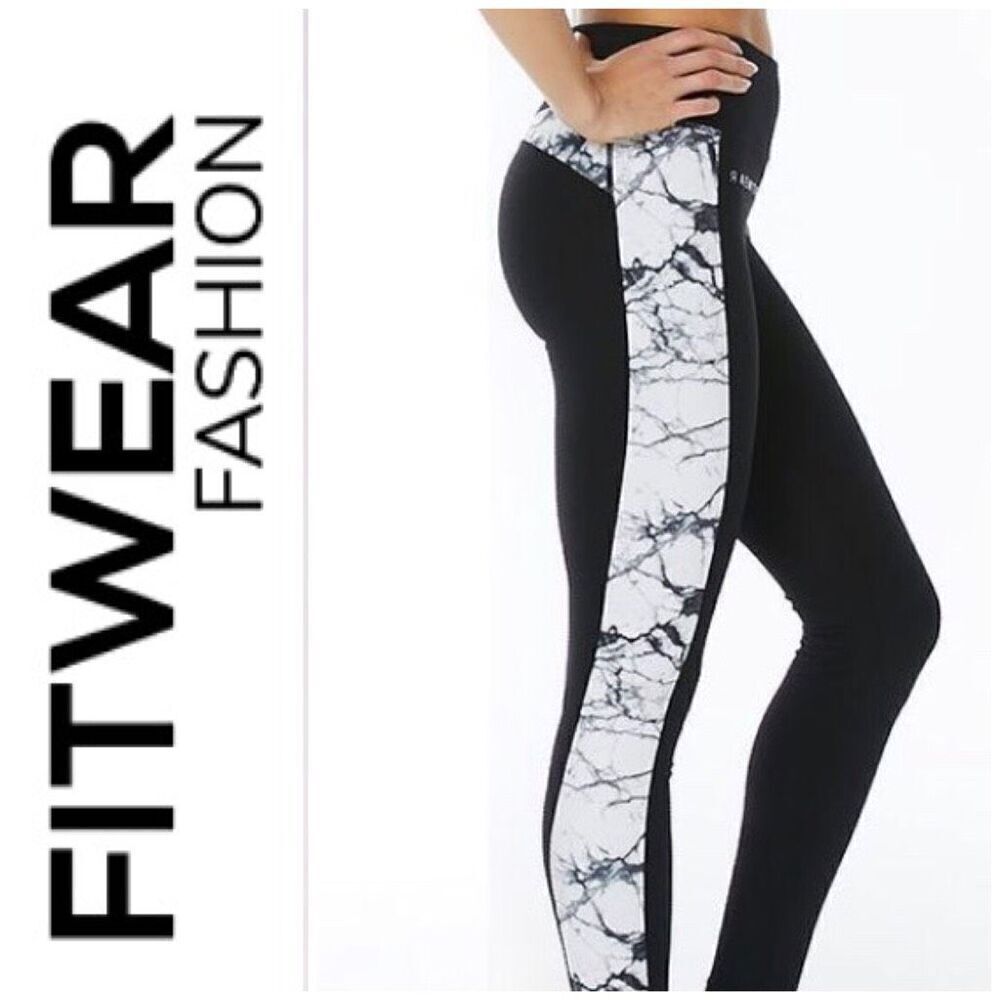 FITWEAR FASHION - NWT- L Sz 8 Black & Marbled Leggings. Super Soft & Sculpting